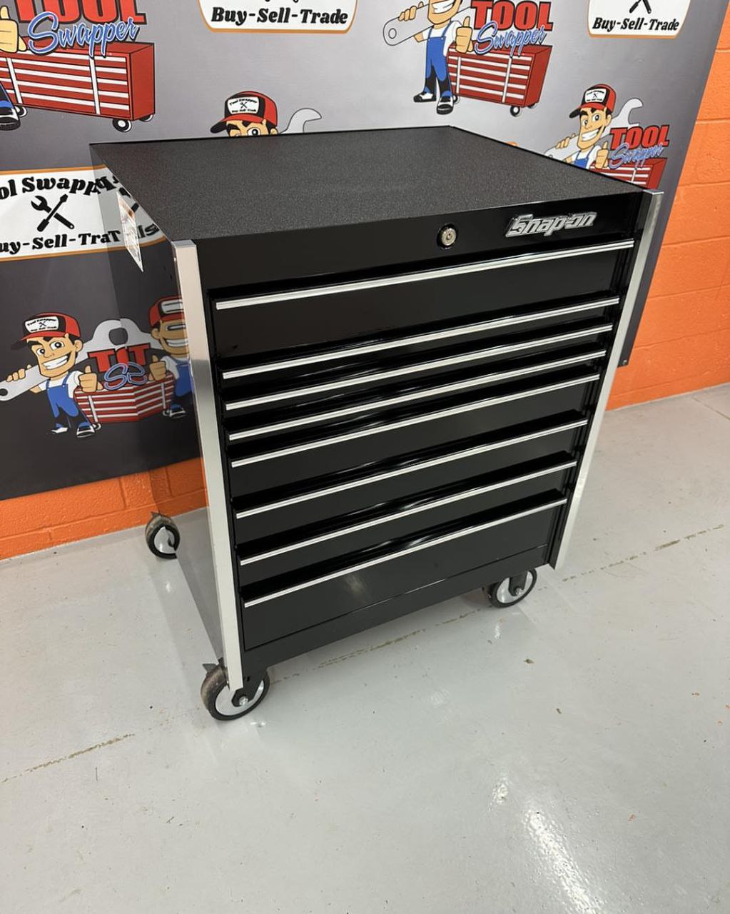 Snap On 36" EightDrawer Single Bank Masters Series Roll Cab Snap